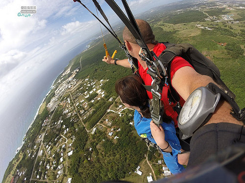 關島．高空跳傘SKYDIVE，1萬4千英呎超刺激！ @愛吃鬼芸芸