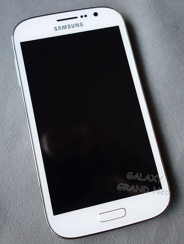 Samsung GALAXY GRAND Neo，超值低價大螢幕好機！ @愛吃鬼芸芸
