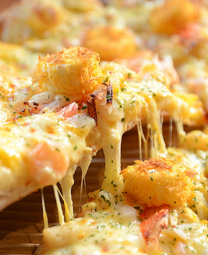 PIZZA HUT 起司7重奏香蟹干貝PIZZA，加了乳酪起司更好味！(文末五折！) @愛吃鬼芸芸