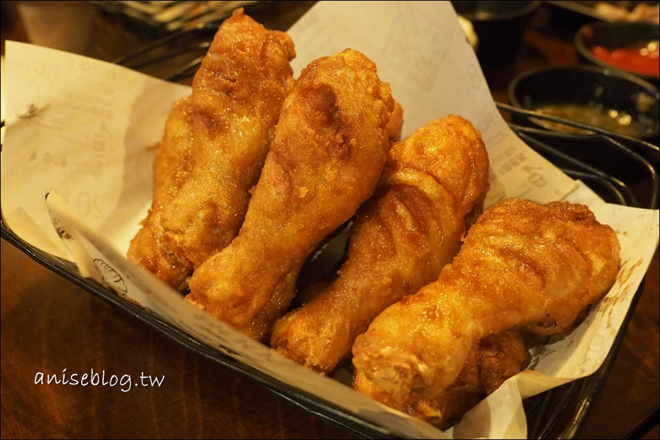 弘大橋村炸雞，還是最愛辣味😍