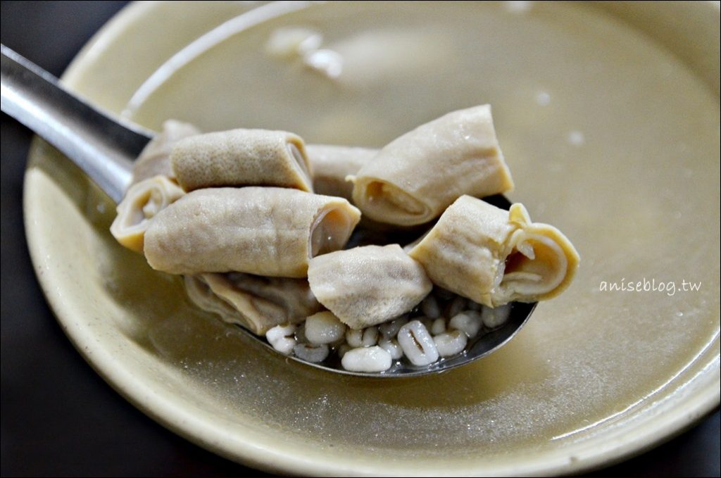 阿仁小吃，乾意麵、四神湯、油粿，萬華區美食老店(姊姊食記)
