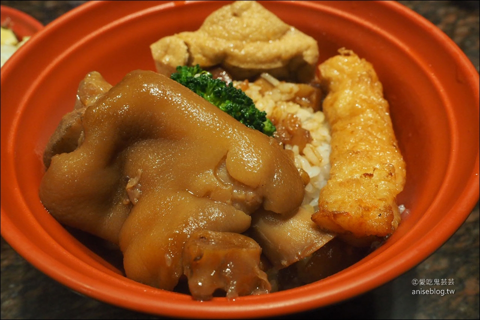 松山路金仙魯肉飯，網友極力推薦美味滷肉飯！