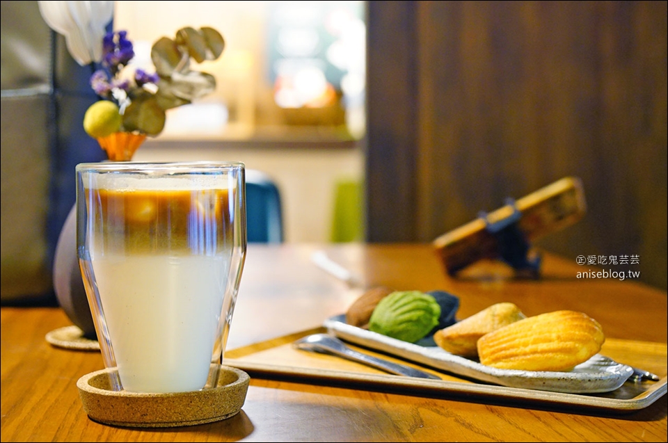 嘉義咖啡 | 木更咖啡@檜意生活村，瑪德蓮是招牌，但我們更愛法國法芙娜巧克力塔！