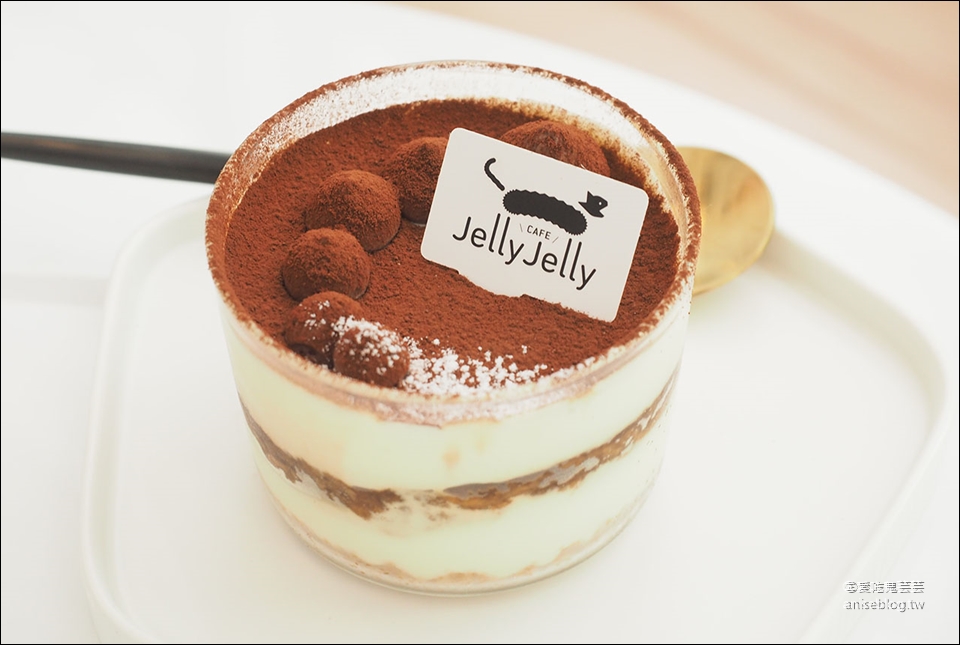 JellyJelly 慢工烘焙，網路知名蛋糕終於展店啦！