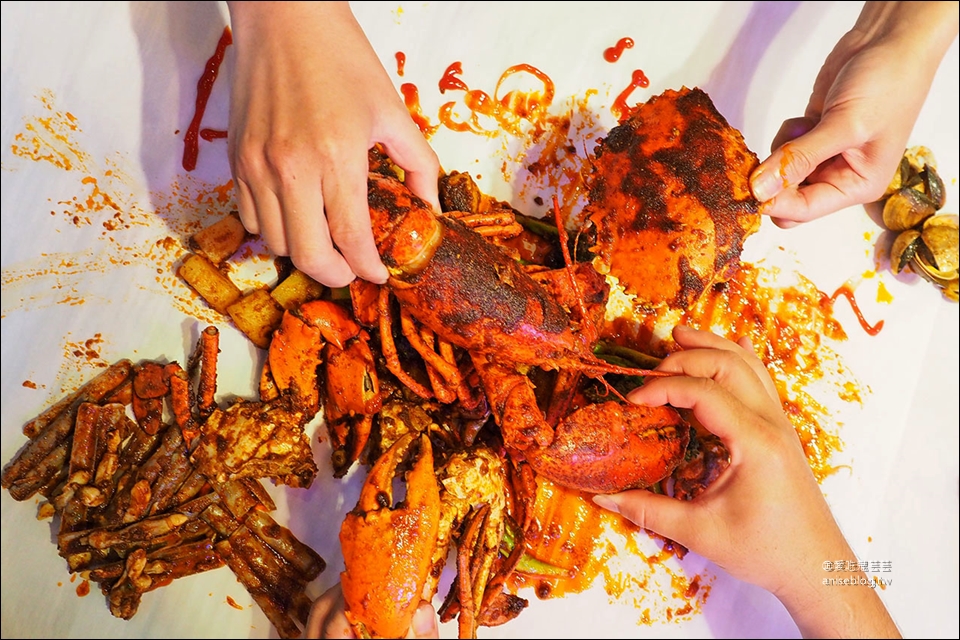 SHELLOUT 馬來西亞超夯手抓海鮮登台，用手豪邁的抓海鮮吃吧！😍 (文末菜單)