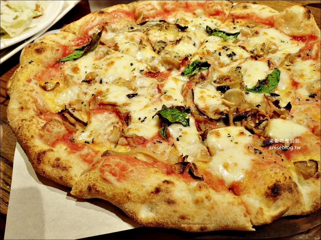 CURA PIZZA加蚋仔超人氣手工拿坡里披薩，南萬華排隊美食(姊姊食記)