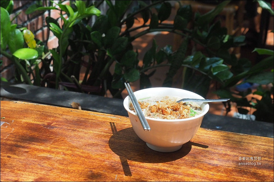 台東美食 | 榕樹下米苔目，滿滿柴魚噴香古早味
