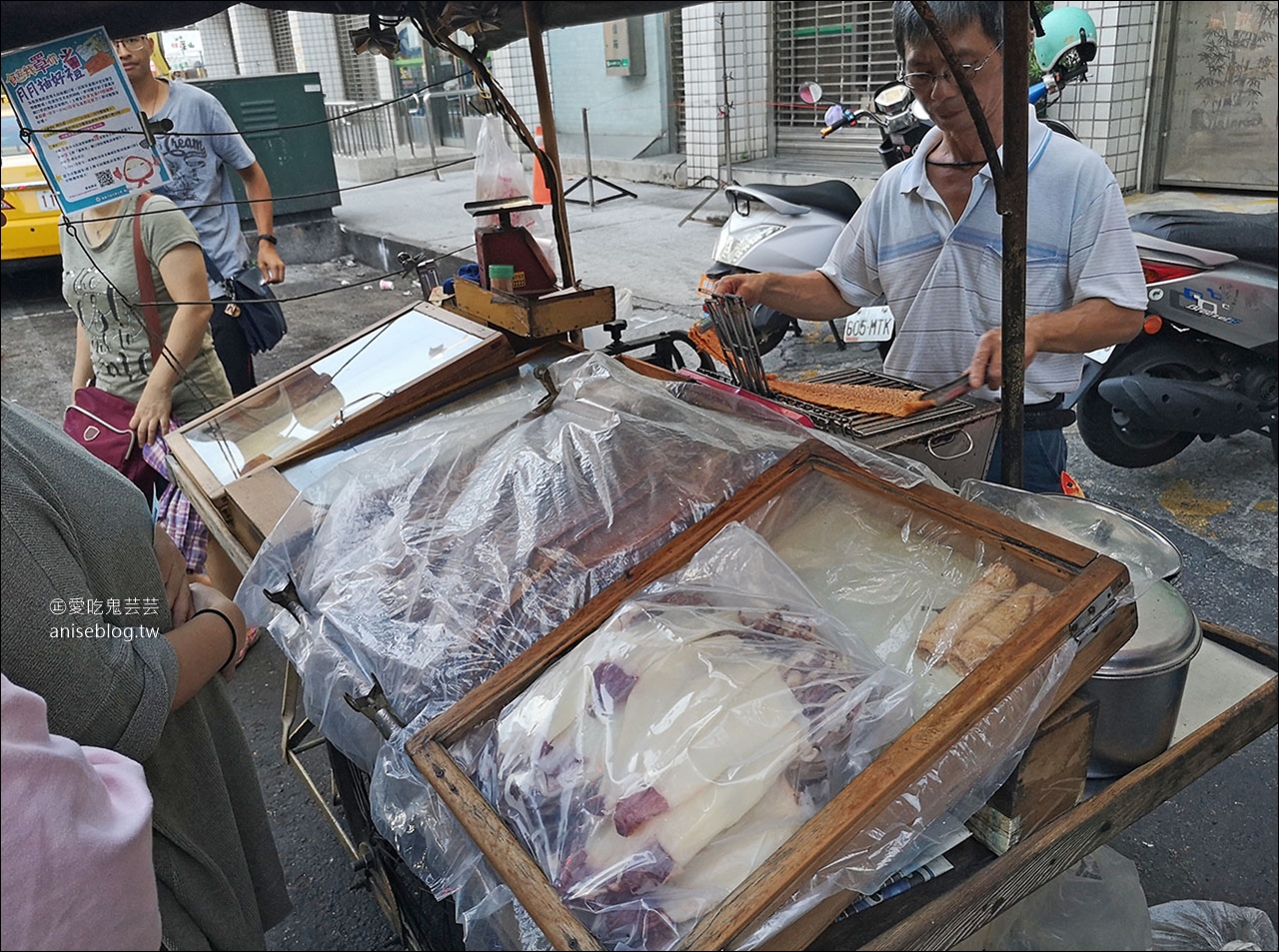 嘉義文化夜市隱藏版美食 | 開心魷碳烤魷魚、 漳傳統飲料