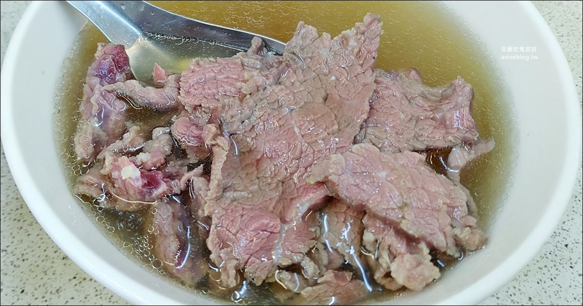 台牛牛肉湯，台北也吃的到台南直送現宰溫體牛肉，中山國小站美食(姊姊食記)