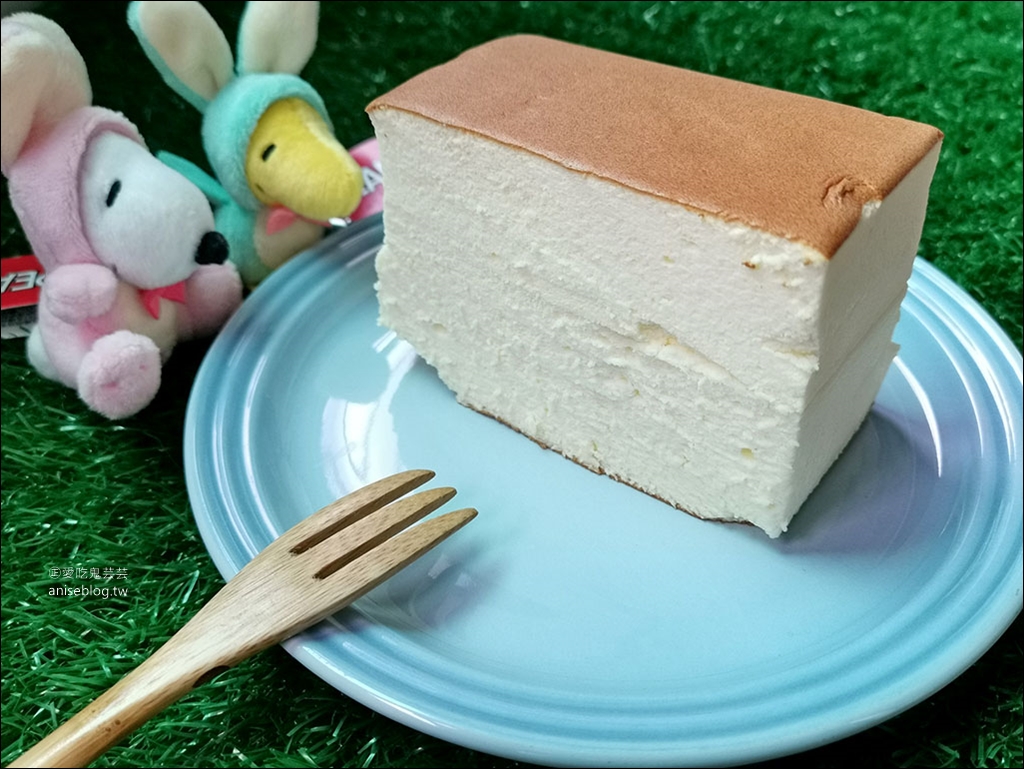芝玫蛋糕，雲朵般柔軟濕潤的日式輕乳酪蛋糕