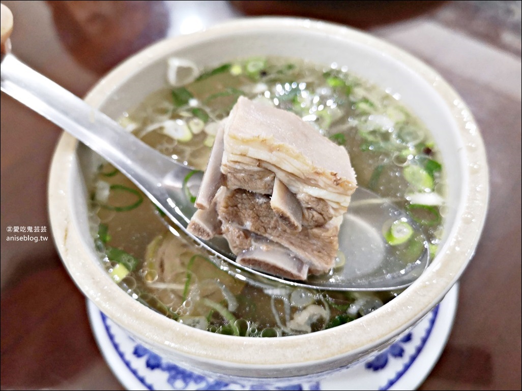 正隆羊肉湯，清燉小羊排、當歸羊肉湯最推薦，宜蘭市美食(姊姊食記)