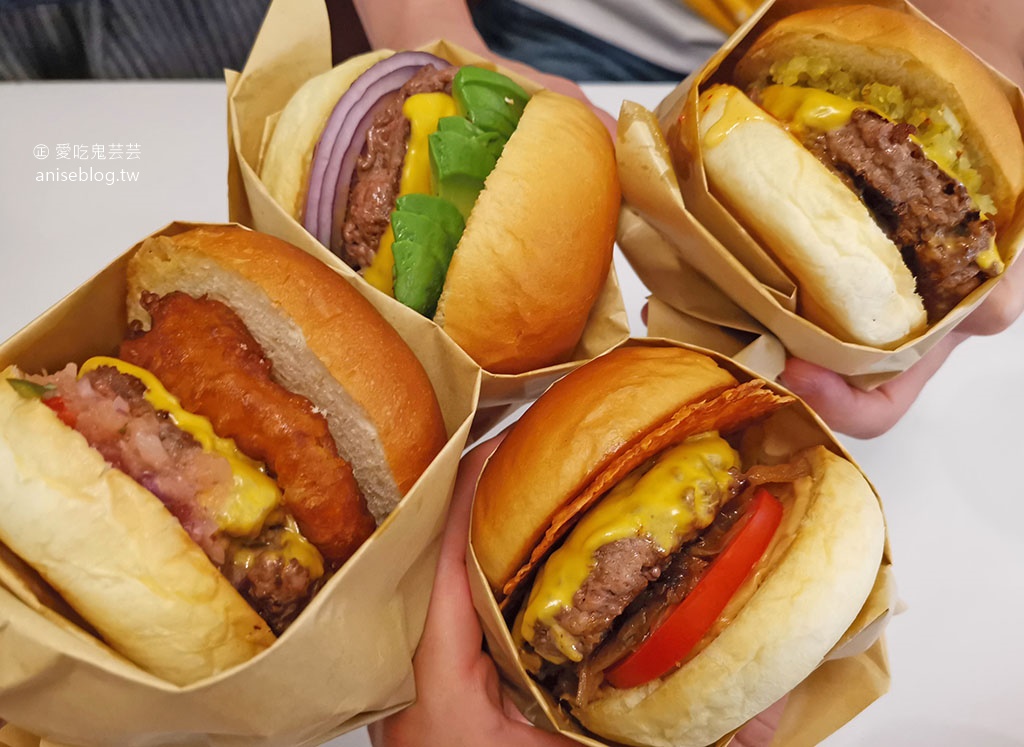 Everywhere burger club 漢堡俱樂部，超夯漢堡餐車有店面囉！ @愛吃鬼芸芸