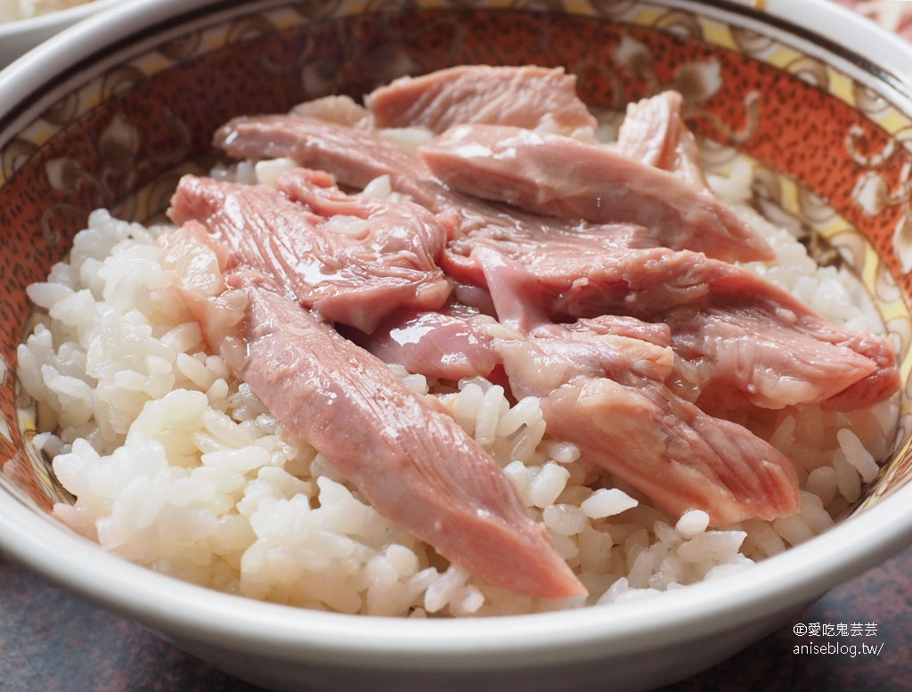 嘉義林家火雞肉飯，米飯粒粒分明噴香可口