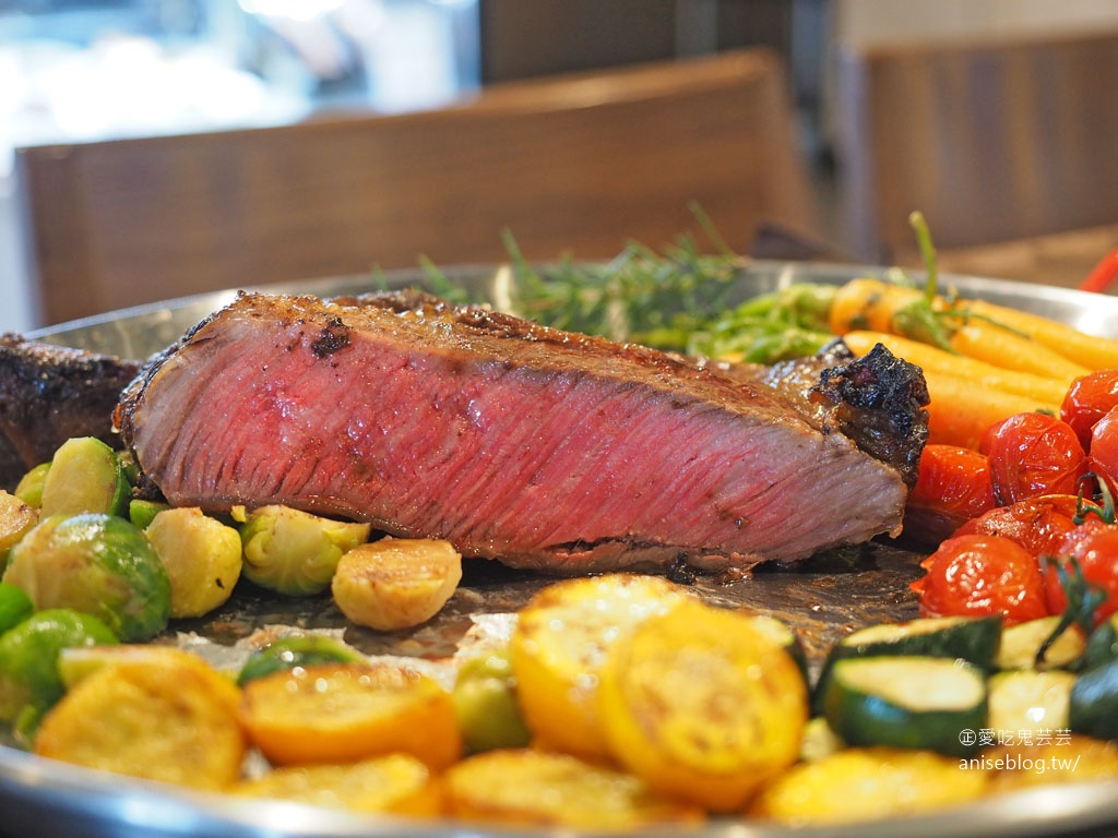 饗宴鐵板燒，鐵板燒美國牛肉 x 海鮮 = 無敵美味！