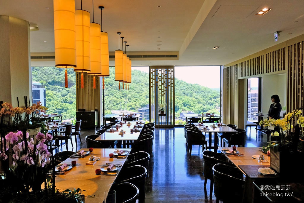 雍翠庭@麗禧酒店，坐擁270度環山景致的精緻饗宴