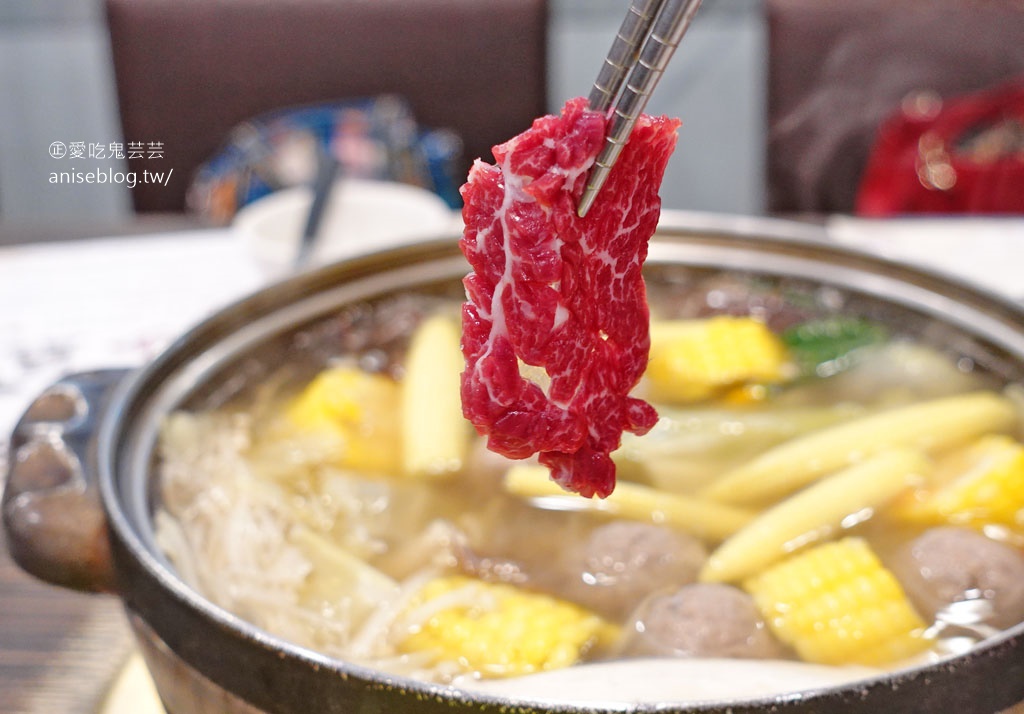尚牛二館台灣牛肉湯，台南來的溫體牛，火鍋肉片超美味！@2020米其林必比登推薦