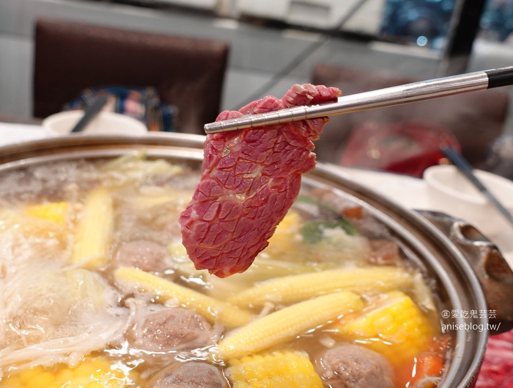 尚牛二館台灣牛肉湯，台南來的溫體牛，火鍋肉片超美味！@2020米其林必比登推薦