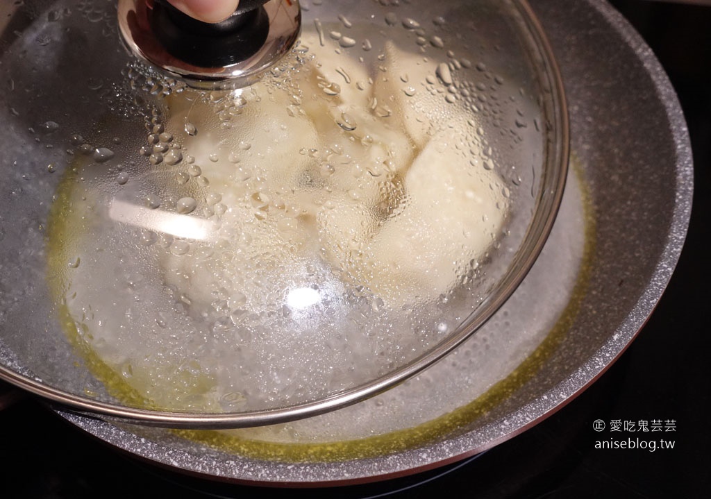 10分鐘簡單做煎餃，比煮水餃方便！