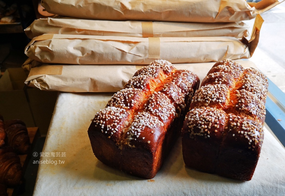 Purebread Bakery，酸麵包、可頌、歐式麵包，捷運大安站美食(姊姊食記)