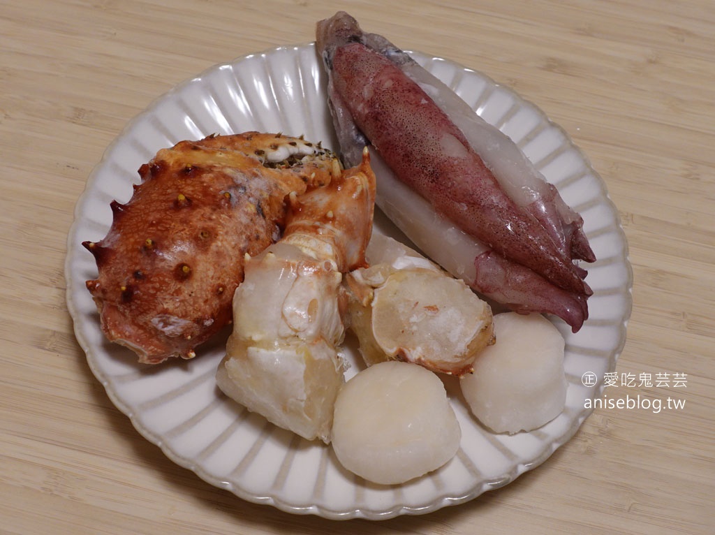 味之町火鍋，外帶帝王蟹、肉類吃滿滿，線上開火鍋趴，好華麗好嗨！