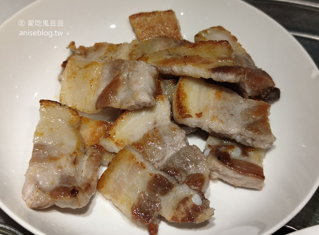 韓食堂，台北也吃得到韓國豬腳！另外大推涼麵、辣魷魚 (南京復興美食)(文末菜單)