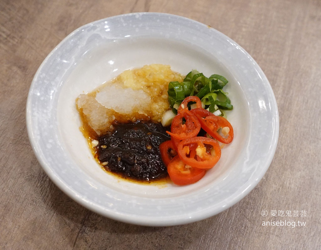 深紅汕頭鍋物，屠龍mini活龍蝦鍋，一樣超豐盛超浮誇！