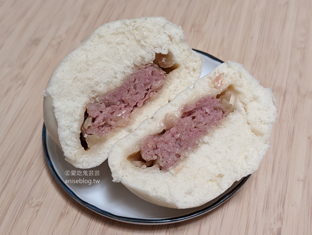 包記饅頭，不用跑基隆~台北也有貼鍋饅頭，信義區美食(姊姊食記)