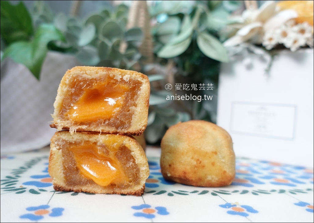 今日熱門文章：三統漢菓子｜中秋禮盒、台北伴手禮推薦，流心月餅必買，爆好吃啊！