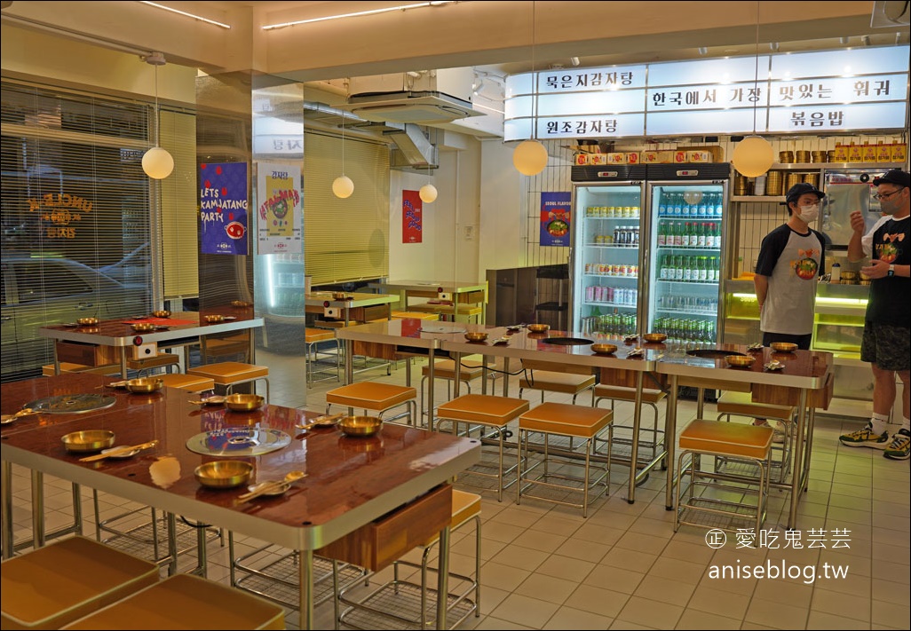 UNCLE-K馬鈴薯排骨火鍋店，台北終於有道地的馬鈴薯排骨鍋啦！😍