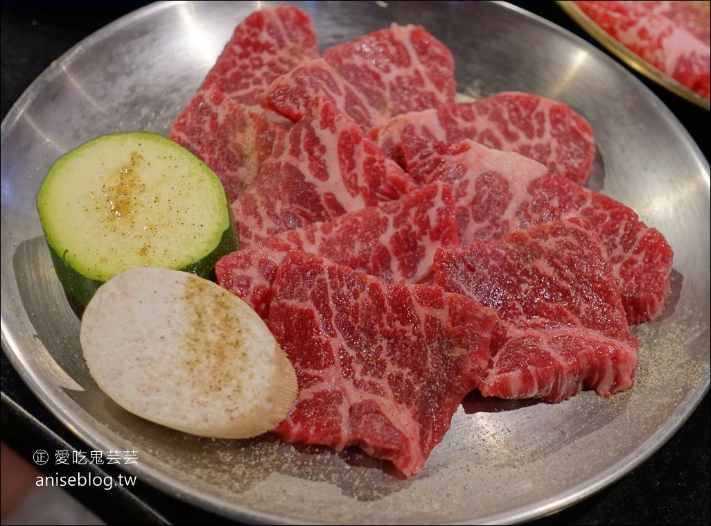 燒肉滋滋，台中google評分最高的燒肉店，優質燒肉強力推薦