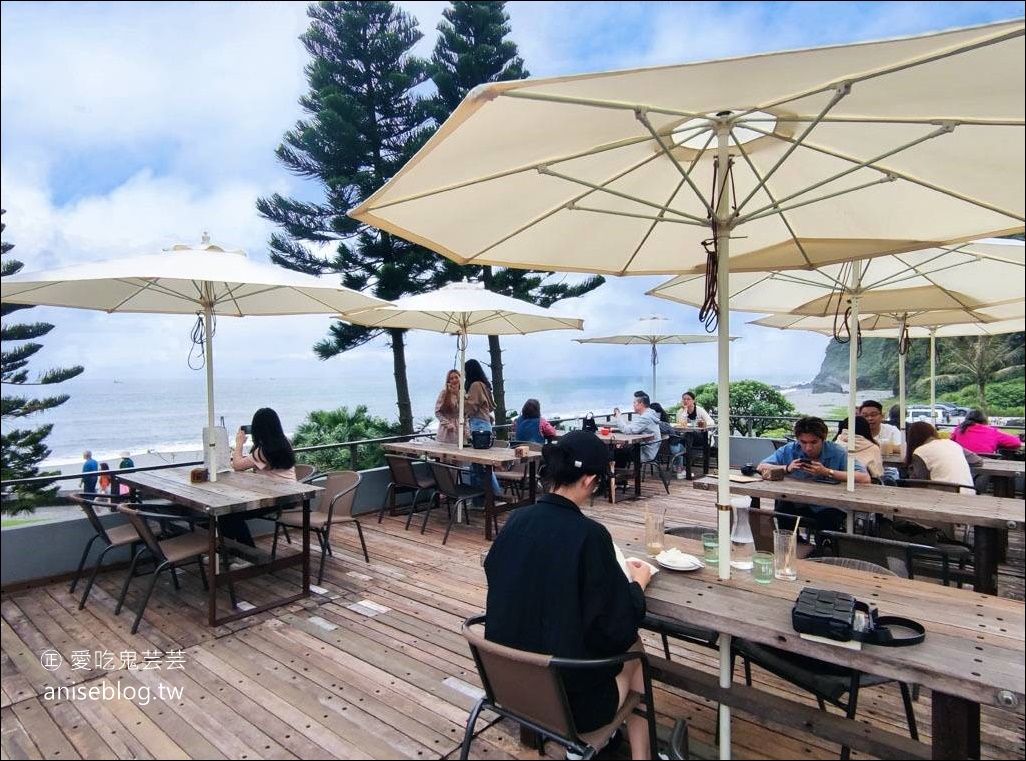 笑ㄟ咖啡，南方澳旁美麗的海邊咖啡，Pizza好吃哦！