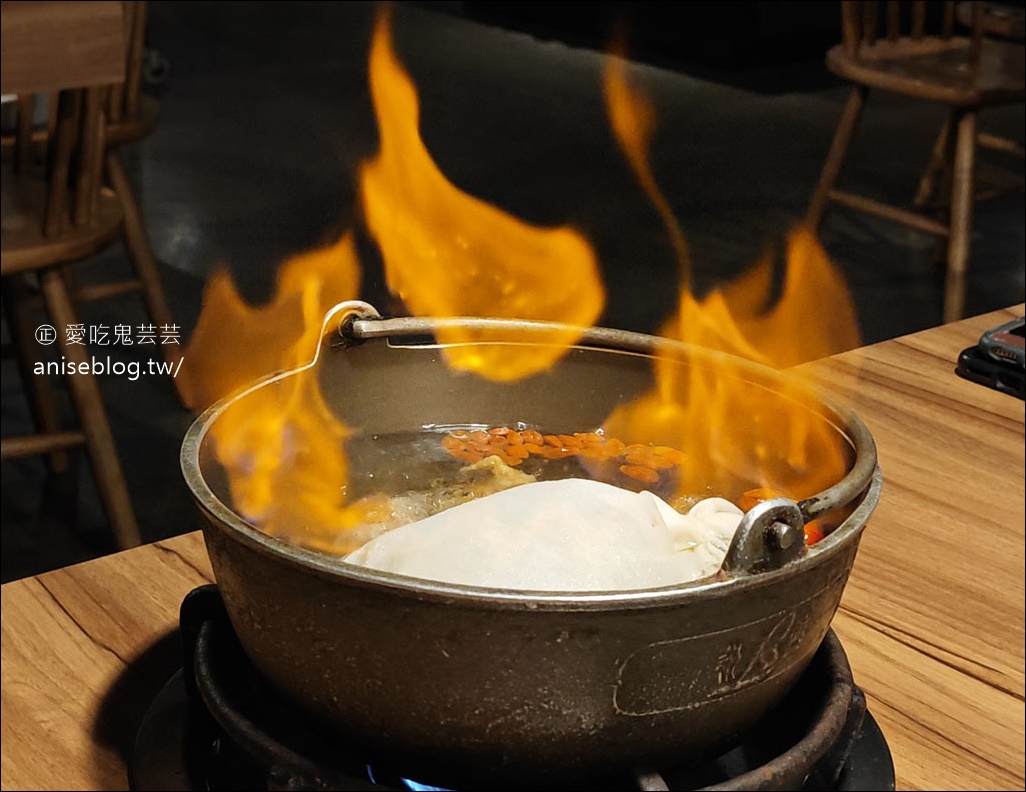 湯蒸火鍋，宜蘭人一年四季都要吃的火鍋店！料好實在價格實惠，推~