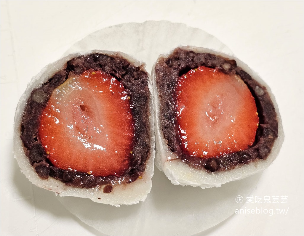 三明堂草莓大福，超大顆超多汁，激推！ @愛吃鬼芸芸