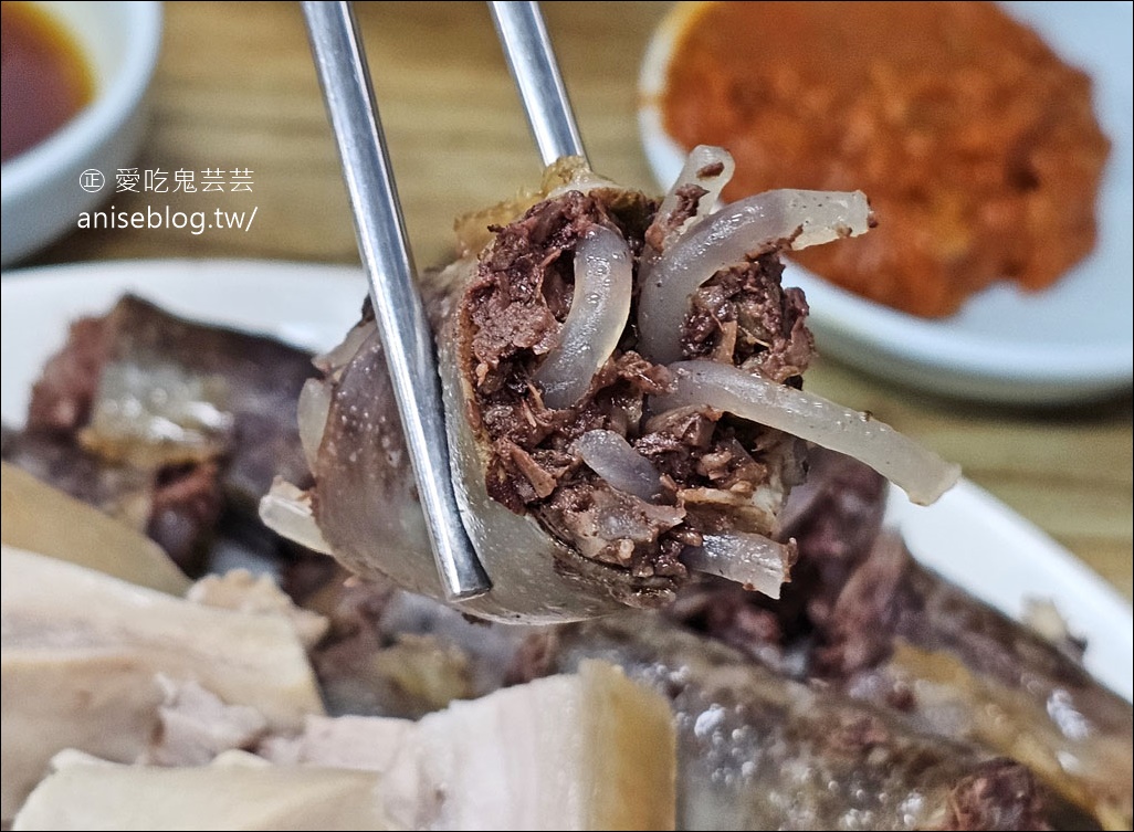 釜山美食 | 陝川湯飯家(합천국밥집)，米其林必比登推介豬肉湯飯，那個血腸也太好吃了吧！