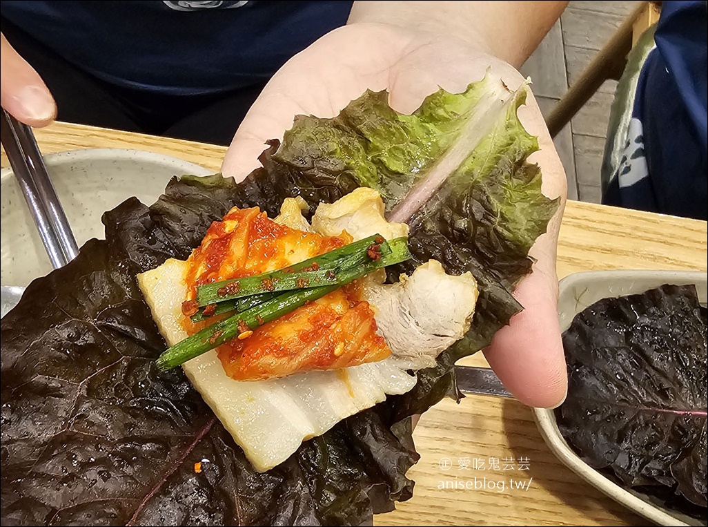 釜山美食 | 密陽血腸豬肉湯飯，我們是為了馬鈴薯排骨湯來的@西面站